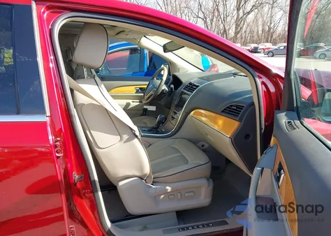 2015 Lincoln Mkx z USA, uszkodzony, nr VIN 2LMDJ8JK9FBL21197